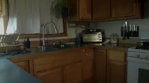 michaeldim12345 online show from December 9, 2024, 12:30 pm