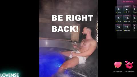 MichaelEvansx online show from January 8, 2026, 11:45 am