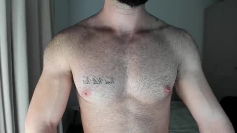 Snapshot of michaelevansx chatting on February 9, 2026, 10:47 pm MichaelEvansx online show from February 9, 2026, 10:47 pm