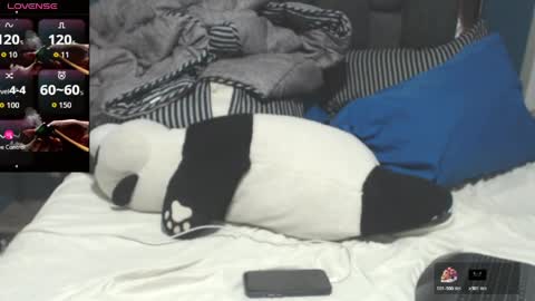 michaell online show from April 5, 2026, 1:47 am