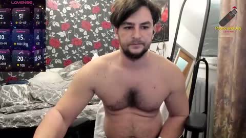 michaelragnar90 online show from January 15, 2025, 9:35 am