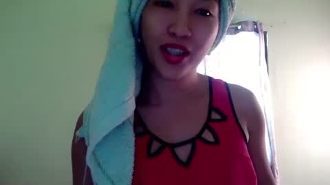 My name is Kel 18. 53 short and petite... online show from January 1, 2025, 1:04 am