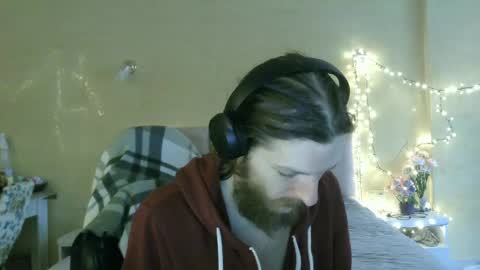 michel_woods online show from May 29, 2026, 2:53 am