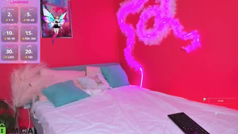 michele_mack online show from November 17, 2025, 2:39 am