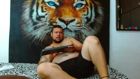 michell_myers online show from January 17, 2025, 4:57 pm