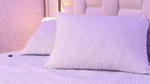 Snapshot of michell_starrr chatting on July 6, 2026, 3:03 am michell_starrr online show from July 6, 2026, 3:03 am