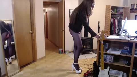 Michelle online show from May 26, 2026, 10:22 am