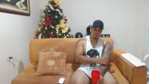 Snapshot of michelle_allen0104 chatting on December 3, 2024, 5:20 am michelle_allen0104 online show from December 3, 2024, 5:20 am