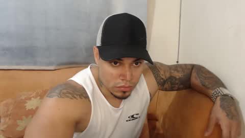 Snapshot of michelle_allen0104 chatting on January 7, 2025, 8:45 am michelle_allen0104 online show from January 7, 2025, 8:45 am