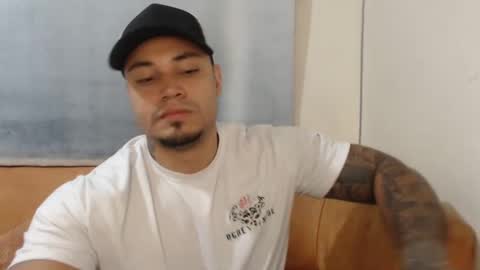 Snapshot of michelle_allen0104 chatting on January 8, 2025, 9:42 am michelle_allen0104 online show from January 8, 2025, 9:42 am