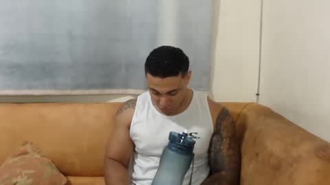 Snapshot of michelle_allen0104 chatting on September 30, 2025, 4:28 am michelle_allen0104 online show from September 30, 2025, 4:28 am