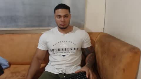 Snapshot of michelle_allen0104 chatting on October 12, 2025, 3:16 am michelle_allen0104 online show from October 12, 2025, 3:16 am