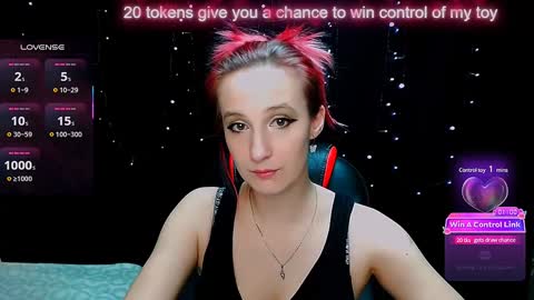 Snapshot of michelleevie chatting on February 7, 2025, 11:55 pm Agatha online show from February 7, 2025, 11:55 pm