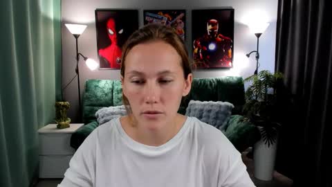 MichelleOrtis online show from November 15, 2025, 8:44 am