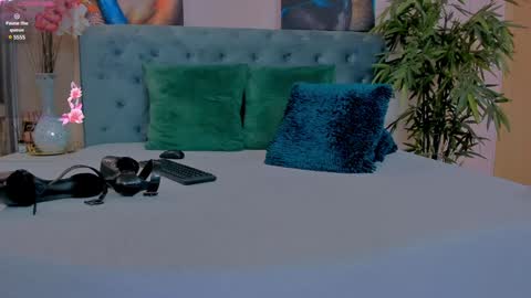 michellereys online show from January 28, 2025, 12:36 am