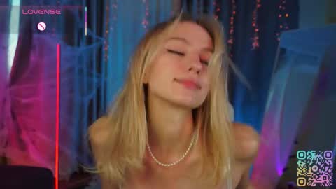 mickeydior online show from November 3, 2025, 11:55 am