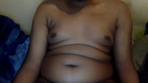 Snapshot of mickkzzx chatting on January 7, 2025, 2:31 am mickkzzx online show from January 7, 2025, 2:31 am