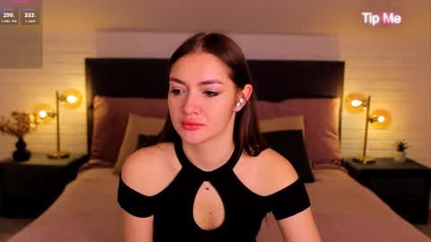 Snapshot of micky___love chatting on April 19, 2026, 7:05 pm micky___love online show from April 19, 2026, 7:05 pm