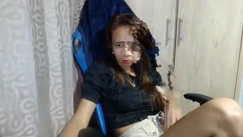 Snapshot of miculohot chatting on January 10, 2025, 10:57 pm vanesa sexy online show from January 10, 2025, 10:57 pm