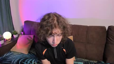 Snapshot of midnight_answer chatting on January 14, 2026, 5:07 pm Max online show from January 14, 2026, 5:07 pm