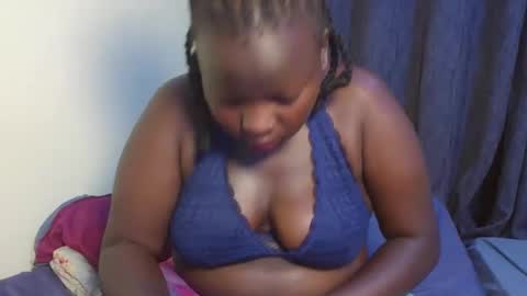 Snapshot of midnight_curves chatting on April 12, 2026, 1:54 am midnight_curves online show from April 12, 2026, 1:54 am