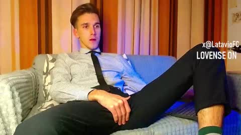 Snapshot of midnighter__ chatting on November 22, 2025, 8:08 pm Alexey or just Alex online show from November 22, 2025, 8:08 pm