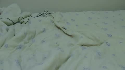 Caddy online show from November 8, 2025, 7:30 am