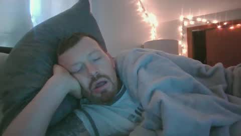 Snapshot of midtownhustler chatting on September 30, 2025, 12:32 pm midtownhustler online show from September 30, 2025, 12:32 pm