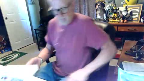 midwestdad09 online show from June 2, 2026, 6:43 pm