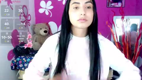 Nicole online show from July 11, 2026, 12:08 pm