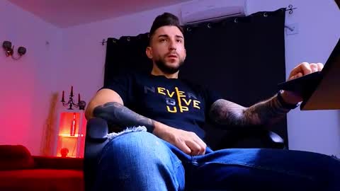 MightyAaron online show from September 14, 2025, 1:49 am