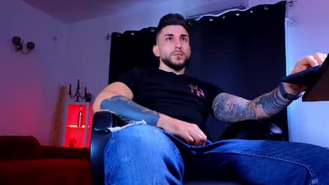 MightyAaron online show from September 14, 2025, 1:54 pm