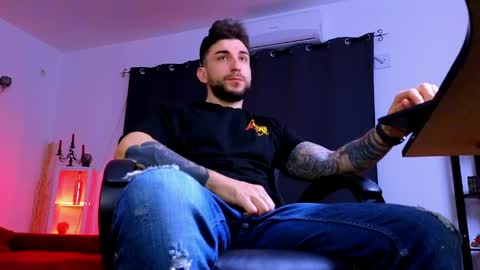 MightyAaron online show from April 1, 2026, 2:34 am