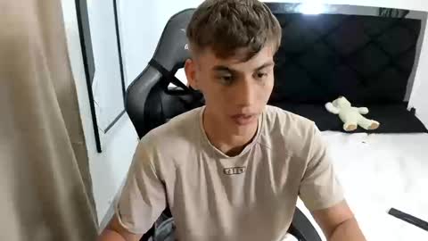 Miguel Hernandez online show from March 11, 2026, 2:56 pm