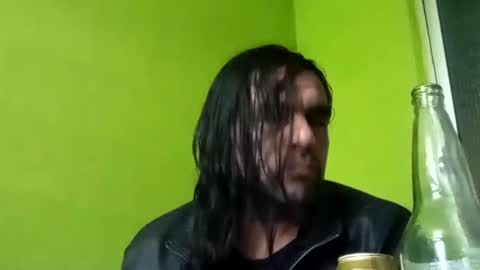 miguelo959250353276 online show from October 28, 2025, 6:17 am