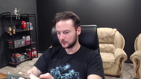 Misha Winchester online show from December 3, 2025, 4:27 pm