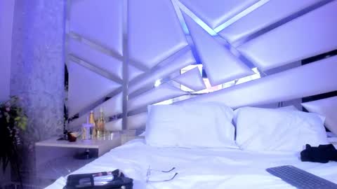 MIA 3 online show from December 30, 2024, 3:36 am