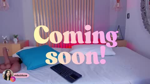 Mia online show from June 22, 2026, 11:40 am