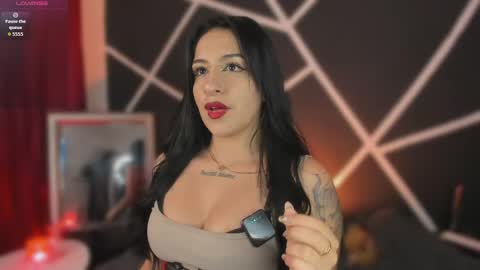  miiaa stone  online show from May 26, 2026, 3:46 am