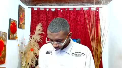 Snapshot of miilo18 chatting on February 18, 2026, 9:27 am milo online show from February 18, 2026, 9:27 am