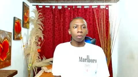 Snapshot of miilo18 chatting on February 19, 2026, 1:07 pm milo online show from February 19, 2026, 1:07 pm