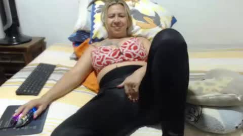 Miilu74 online show from November 17, 2025, 3:18 pm