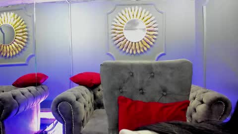 miilu  online show from February 7, 2025, 6:14 am