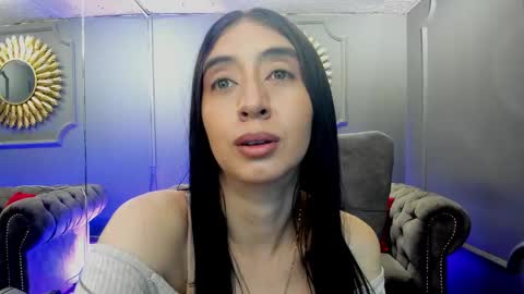 miilu  online show from February 8, 2025, 3:41 am