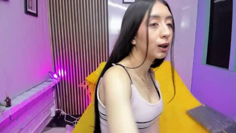 miilu  online show from October 3, 2025, 3:03 am