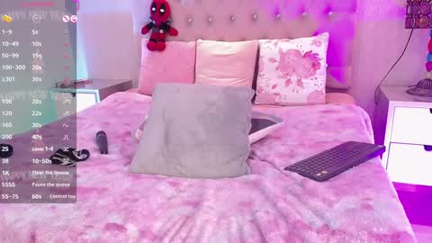 Snapshot of miilu_dancer_ chatting on October 9, 2025, 9:24 pm Lucii online show from October 9, 2025, 9:24 pm