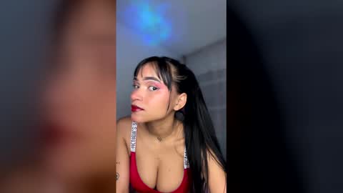 Scarlett online show from April 26, 2026, 11:35 pm