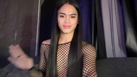 mika_pedersen online show from May 24, 2026, 9:14 am