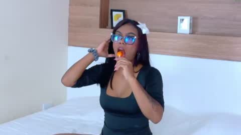 mikaellafoxx online show from July 8, 2026, 3:11 am