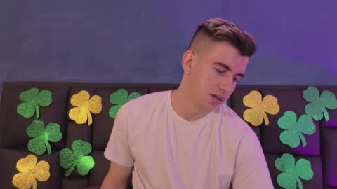 mikael online show from March 13, 2026, 4:19 am